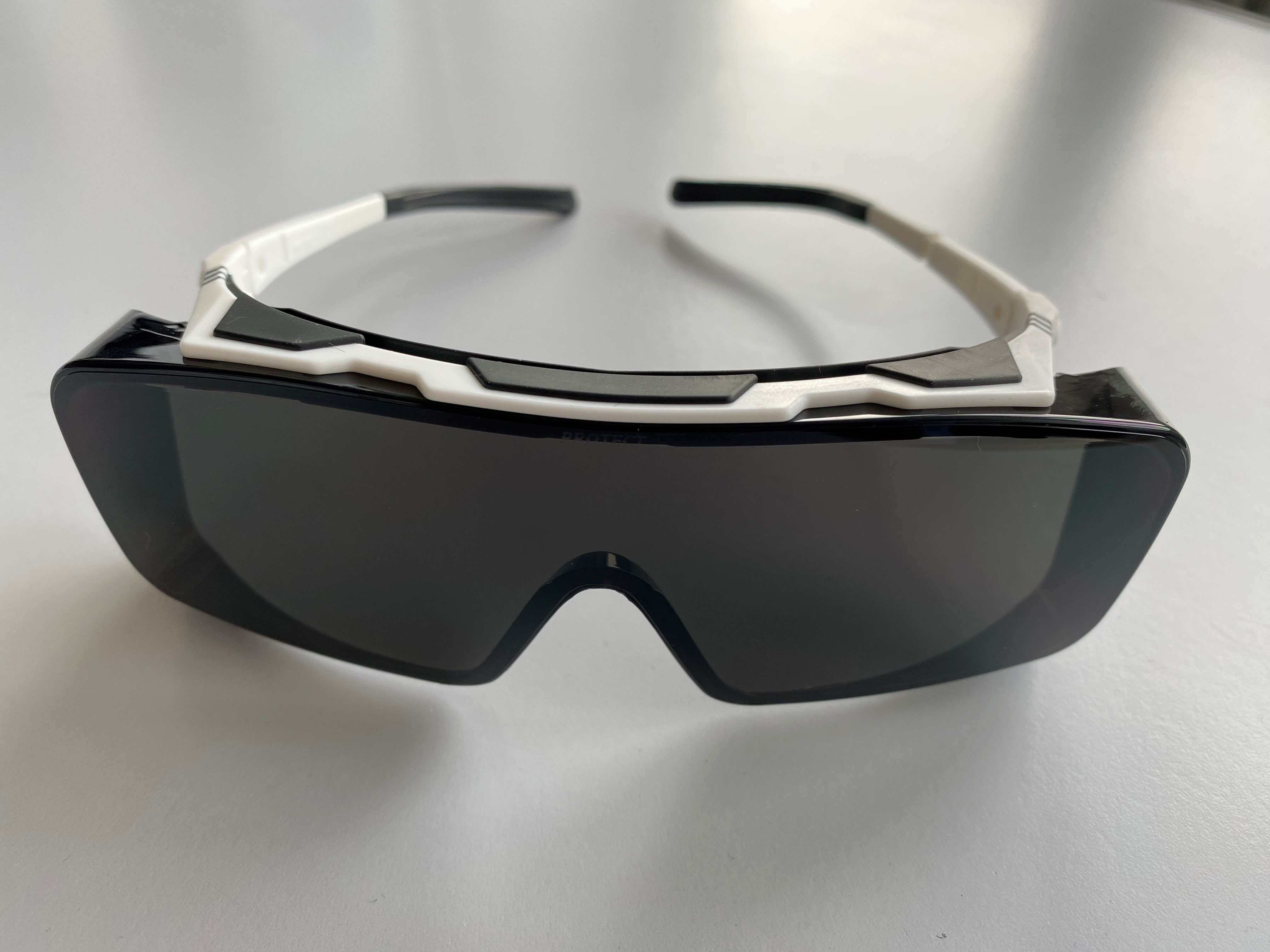 Blendschutz-Brille für PACT 400